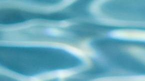 Si no pudieron ir a la piscina, que la piscina venga a ellos.