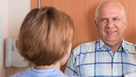 Los buenos vecinos llegan a ser ese pariente que está lejos y se extraña.