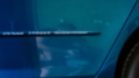 Recuerda que las llantas de tu auto siempre deberán ser revisadas por un mecánico experto para evitar una avería en su totalidad.