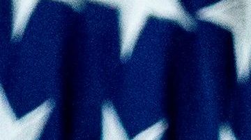 La editorial cree que la demanda es "frívola y políticamente motivada".