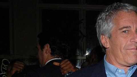 Epstein consideraba a Maxwell su "mejor amiga".