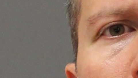 Derek Chauvin enfrentará cargos de asesinato en segundo grado.