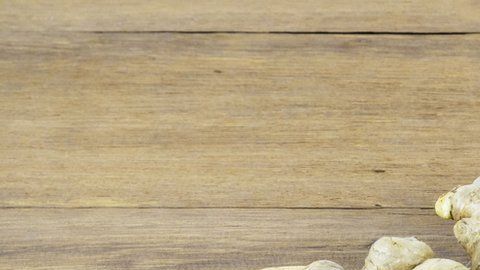 El jengibre es usado en Perú en té para tratar síntomas del resfriado o por su efecto antiinflamatorio.