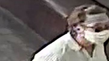 La sospechosa de toser en la cara del niño.