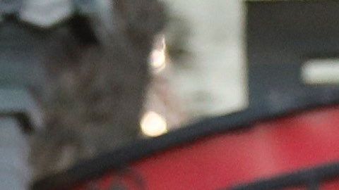 Padres acuden a retirar a sus hijos en medio de fuerte presencia policial