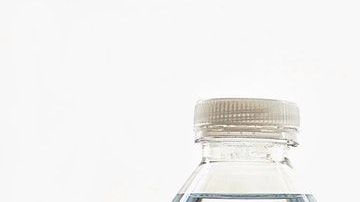 Botella agua-Suzy Hazelwood en Pexels