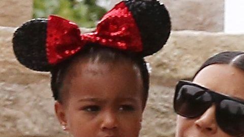 Kim Kardashian y su hija North West.