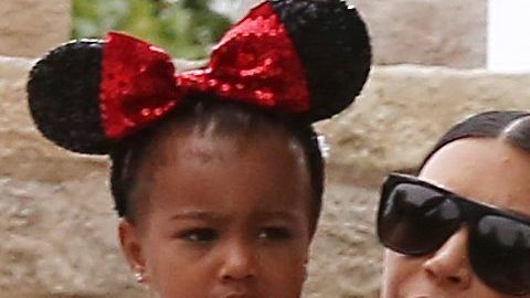 Kim Kardashian y su hija North West.