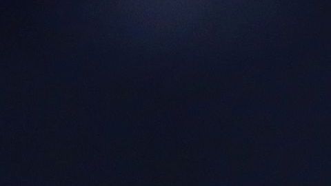 Lonnie Walker se refugió en su cabello para distraerse del infierno que vivió.