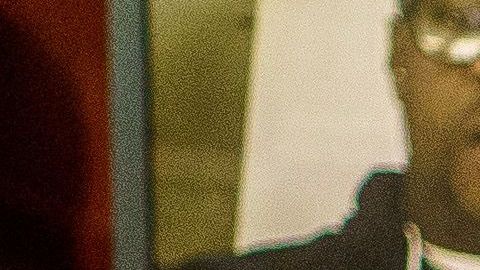 Un ataúd dorado con el cuerpo de George Floyd destacó en su funeral.