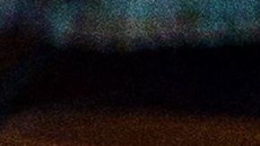 El alcalde de Minneapolis Jacob Frey llora cerca del féretro de George Floyd.