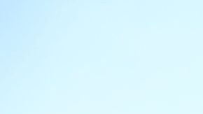 Manifestantes condenan la violencia policial que causó la muerte a George Floyd, frente al Barclays Center en NYC.