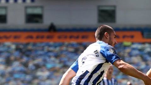 El momento de la aparatosa lesión de Bernd Leno.