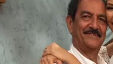 Ana Patricia Gámez junto a su papá