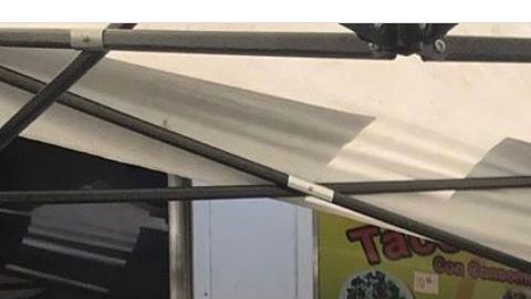 Mary Hernández regresa con muchas ganas a su puesto de comida en el swap meet de la ciudad de Commerce. (Cortesía Mary Hernández)