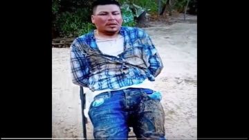 VIDEO: Tras golpearlo y torturarlo, sicarios del Mayo Zambada interrogan a uno de los Chapitos