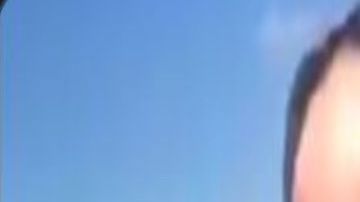 VIDEO: ¡Vuelve de donde viniste! grita mujer racista a hispano en estacionamiento de Walmart