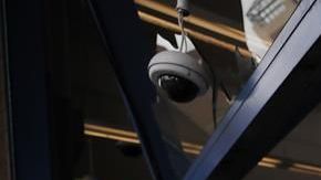 Daños por los saqueos en  una tienda de Emeryville, California el 31 de mayo.