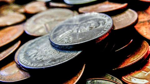 La Reserva Federal limitará la cantidad de monedas que envía a los bancos hasta que no haya escasez.