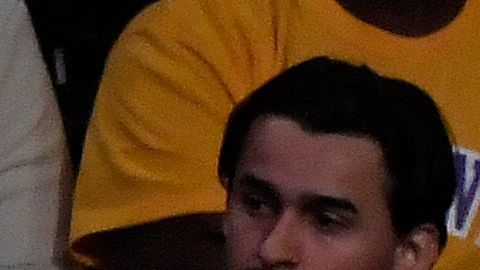 CH14 acudió al homenaje acompañado de su esposa Sarah Kohan.