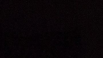 Yarraka Bayles tiene que vigilar los intentos de suicidio de su hijo.