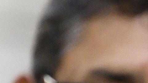 Las joyas que portó Emma Coronel durante la sentencia se estiman en más de $80,000 dólares.