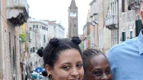 Bill de Blasio, su esposa Chirlane y su hijo Dante, ya viven en la Mansión Gracie. Su hija Chiara atiende la universidad en California.