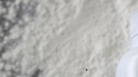 El riesgo de cáncer se debe al asbesto que hay en sus productos a base de talco.