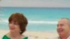 Juez Uriel Villegas Ortiz y su esposa.