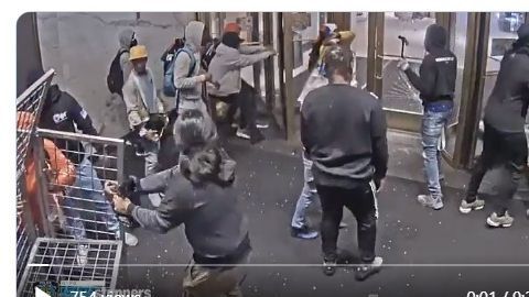 Destrozos captados en cámara