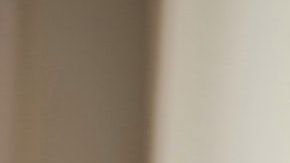 Ahora exige el pago de más de $160,000 dólares en compensación.