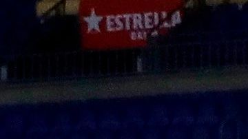 El Camp Nou vacío, no coreó el gol de Messi.