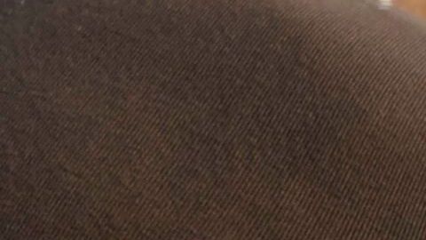 La mujer increpó al hombre al salir del hotel.