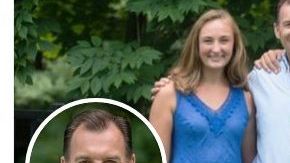 Joe Suozzi es el segundo desde la derecha