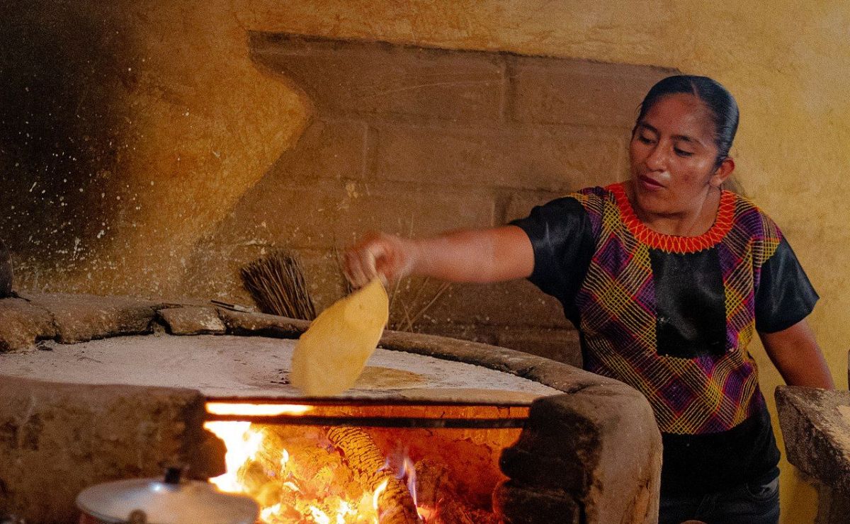 Tlaxcalli, el origen de las tortillas de maíz La Raza