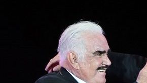 Vicente ayudó a Alejandro a formar un estilo musical propio.