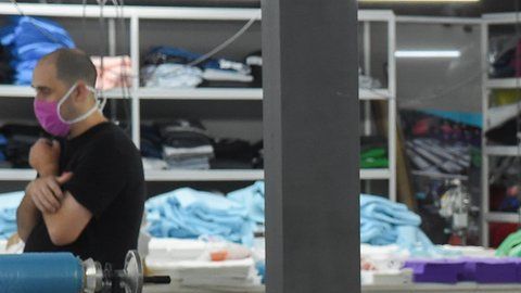 Las recesiones provocan la pérdida de empleos.