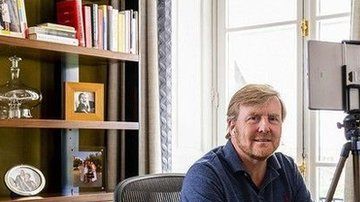 El rey Guillermo es uno de los miles de neerlandeses que trabajan de forma remota.