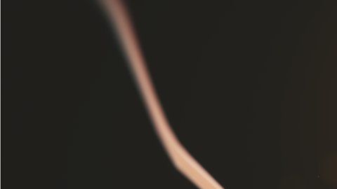 Si la madre está muy estresada, el cortisol que produce pasará al bebé a través de la placenta.