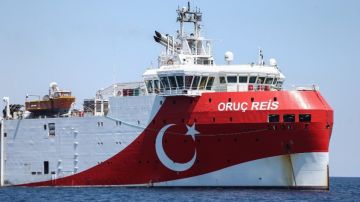 Grecia afirmó que el planeado viaje del buque turco Oruc Reis al sur de la isla griega de Kastelórizo viola sus derechos soberanos.