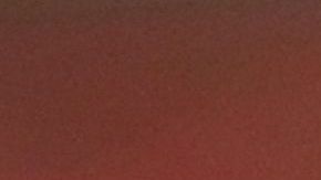 Indigente durmiendo en un cajero automático de Midtown, NYC