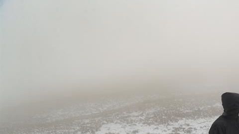 La nieve alcanzó las 11.8 pulgadas de espesor.