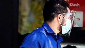 Hay una campaña nacional destinada a aumentar los ingresos de los trabajadores de restaurantes.