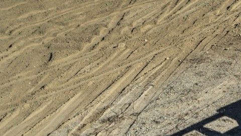 Ford Bronco de cuatro puertas con paneles de toldo removibles