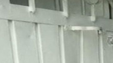 FOTOS: CJNG incendia casas, taller y camioneta por supuesto apoyo al Marro