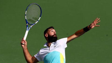 Benoit Paire en un partido de exhibición en Dubai.