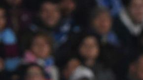 Arturo Vidal en un partido con Barcelona.