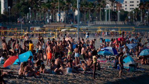 Los estadounidenses aún no pueden viajar a la Unión Europea.