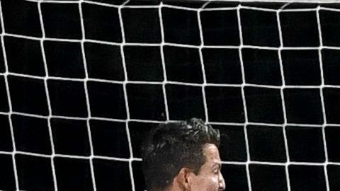 Oswaldo Alanís marcó de cabeza aprovechado un descuido en la zaga rival.