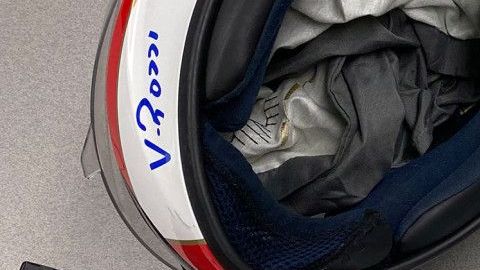 Parte del decomiso: drogas y dinero